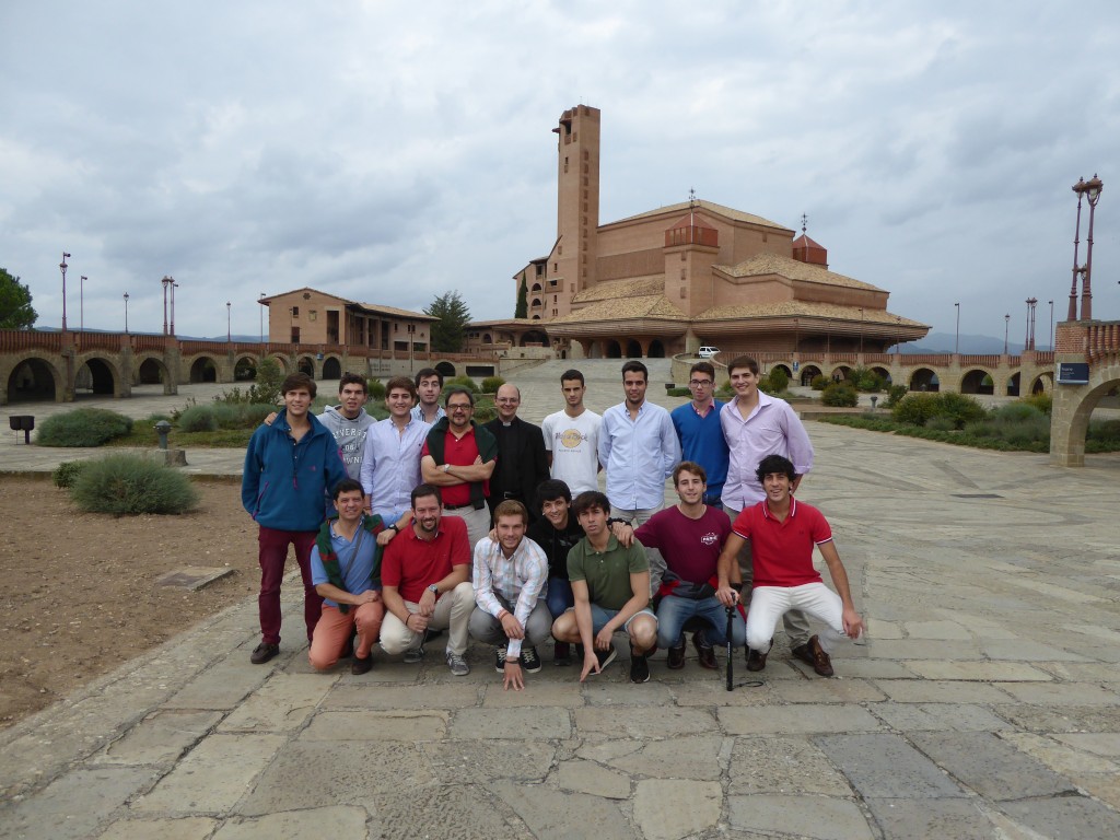 Convivencia en Torreciudad con los residentes de 2º del Colegio Mayor Moncloa